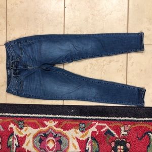 Curvy mid-blue skinny jeans